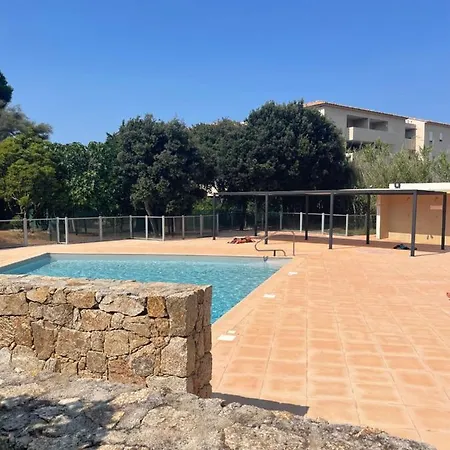 T2 Dans Avec Piscine * Calvi (Corsica)