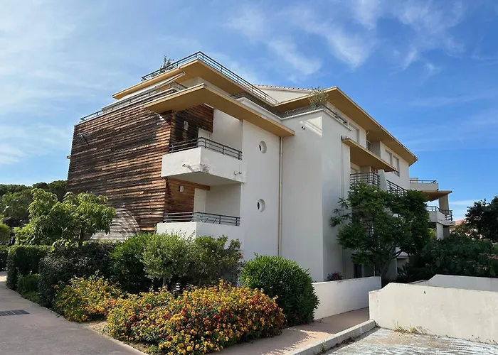 T2 Dans Avec Piscine Apartmán